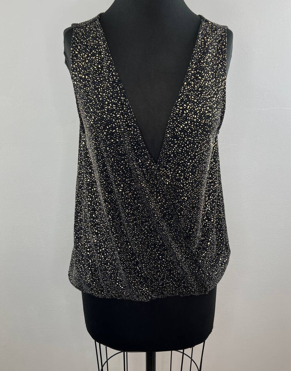 Eri + Ali Black Gold Speckle Metallic Surplice Neck Sleeveless Draped Blouse M